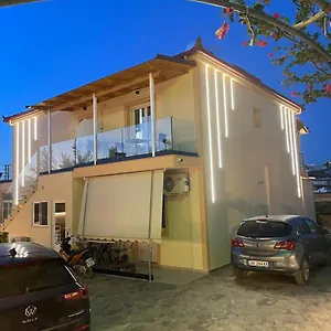 https://villa-juli-ksamil.albaniahotels.org